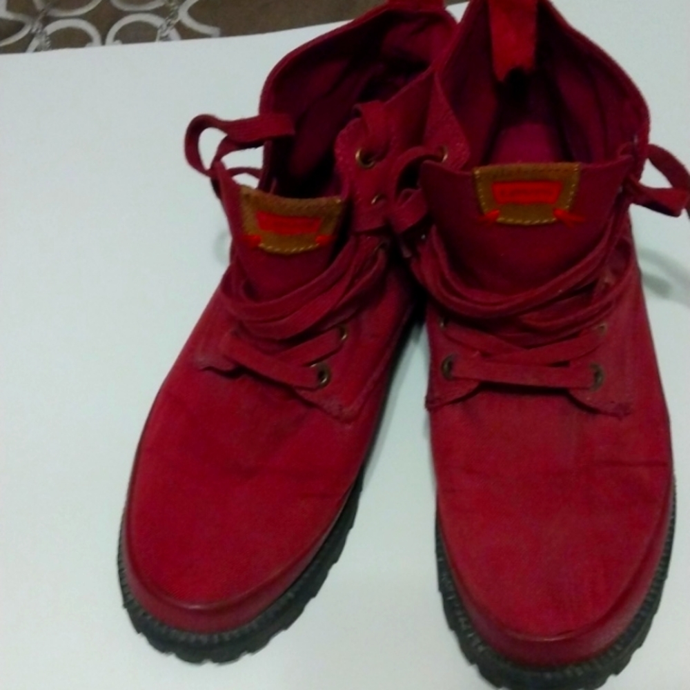 Levi boots canvas